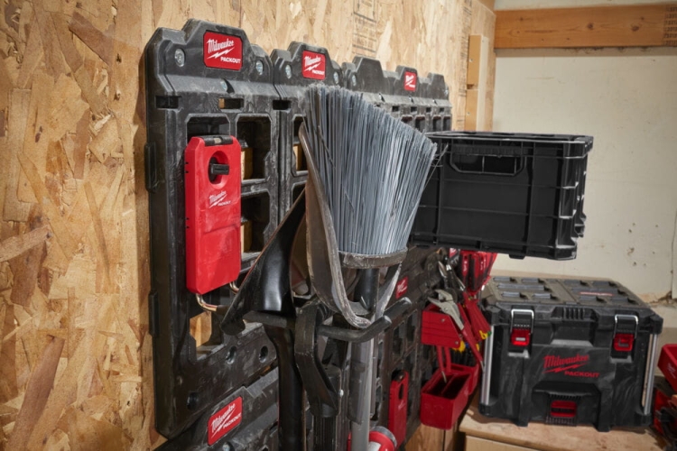 hak-do-przechowywania-elektronarzedzi-Packout-4932480700-Milwaukee1.jpg