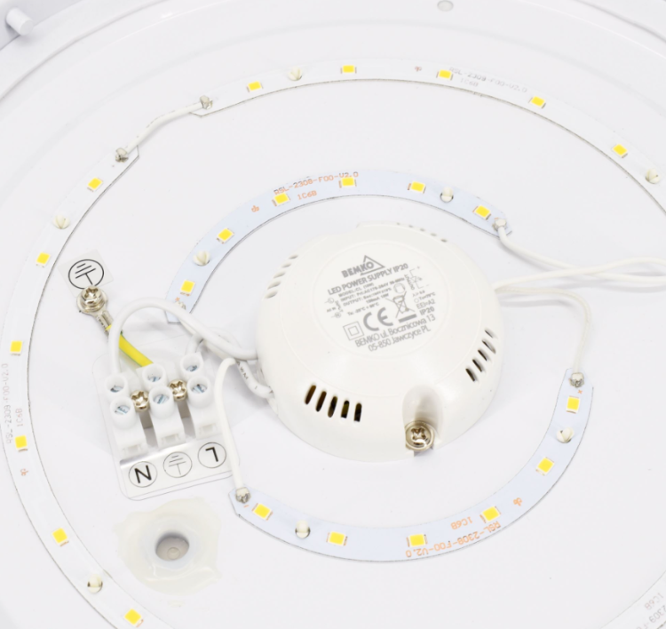 Zrzut ekranu 2025-12-12 084003.png